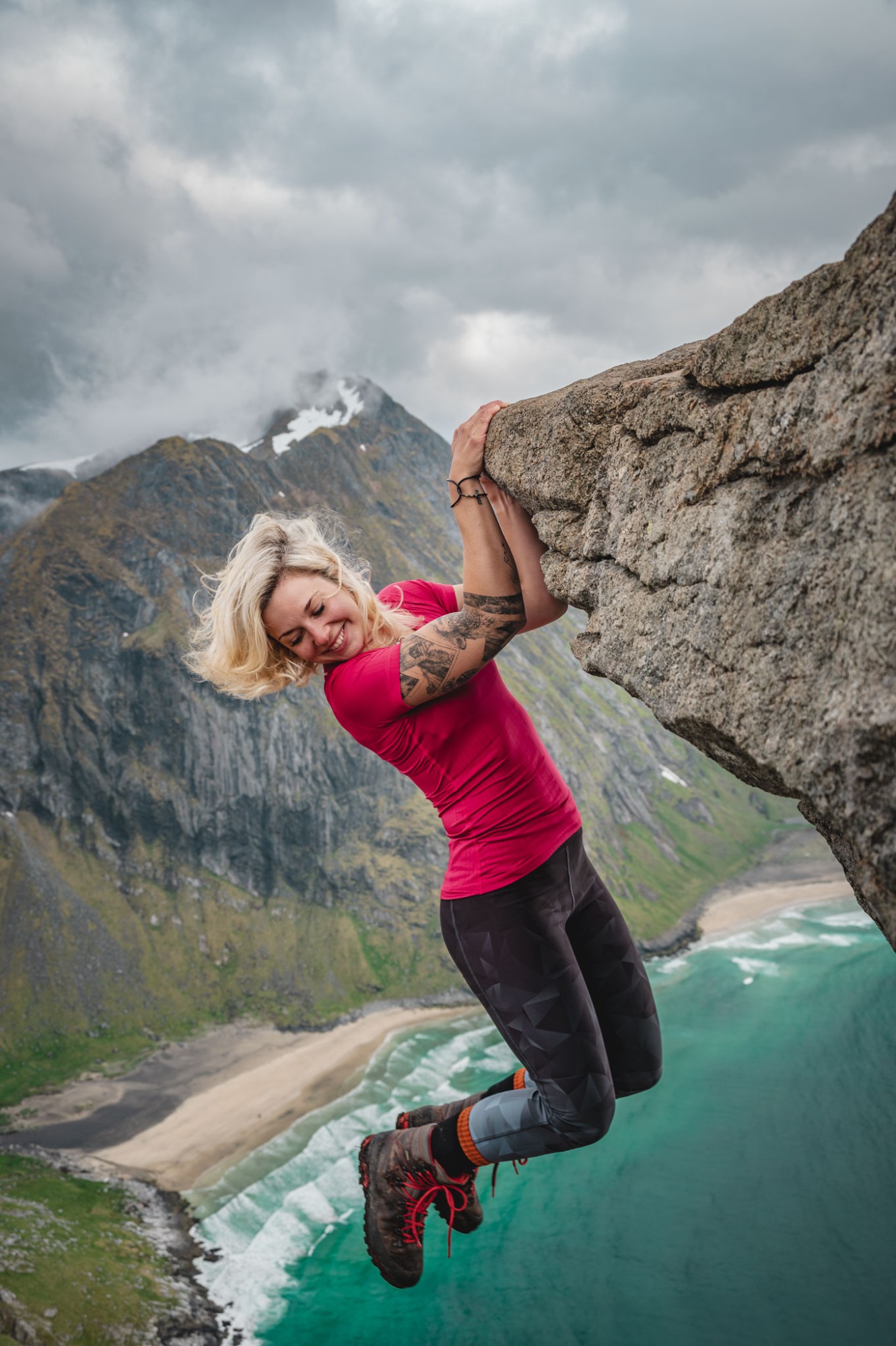 Kvalvika Beach a Ryten, Lofoty